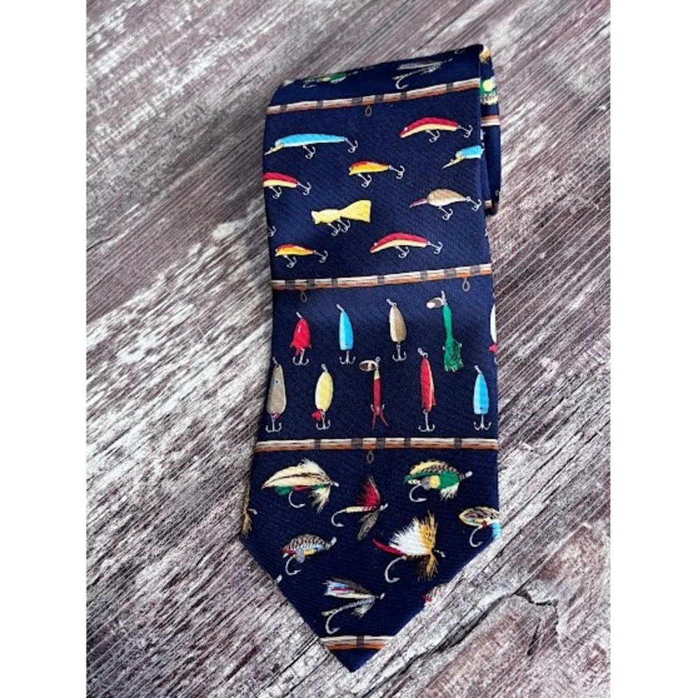 Alynn Neckwear Fishing Lures Tie "Flys, Plugs & Spoons" Creative American Silk - Picture 6 of 6